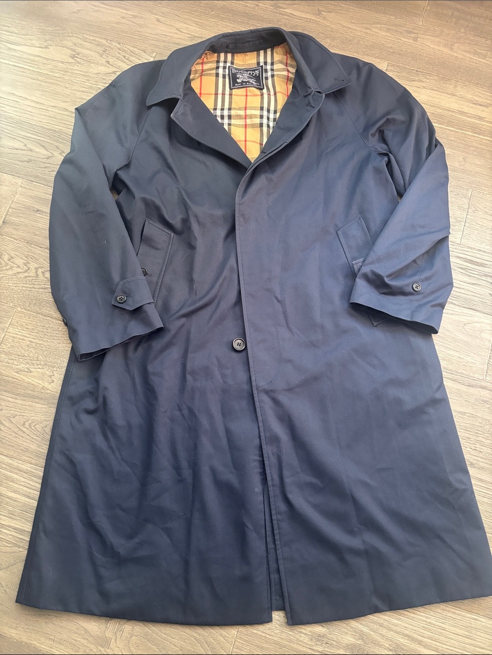 Burberry’s | Vintage Navy Trench Coat with Signature Plaid Lining Size Large